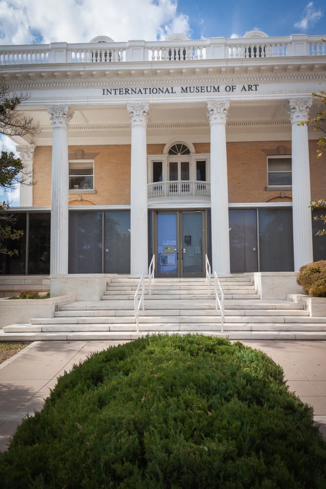 Explore the El Paso Museum of Art