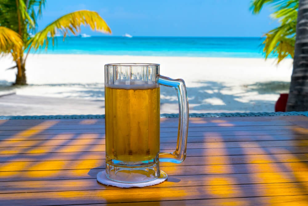alcohol in maldives
