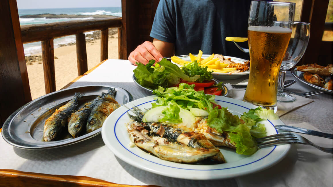 fish plates in portugal