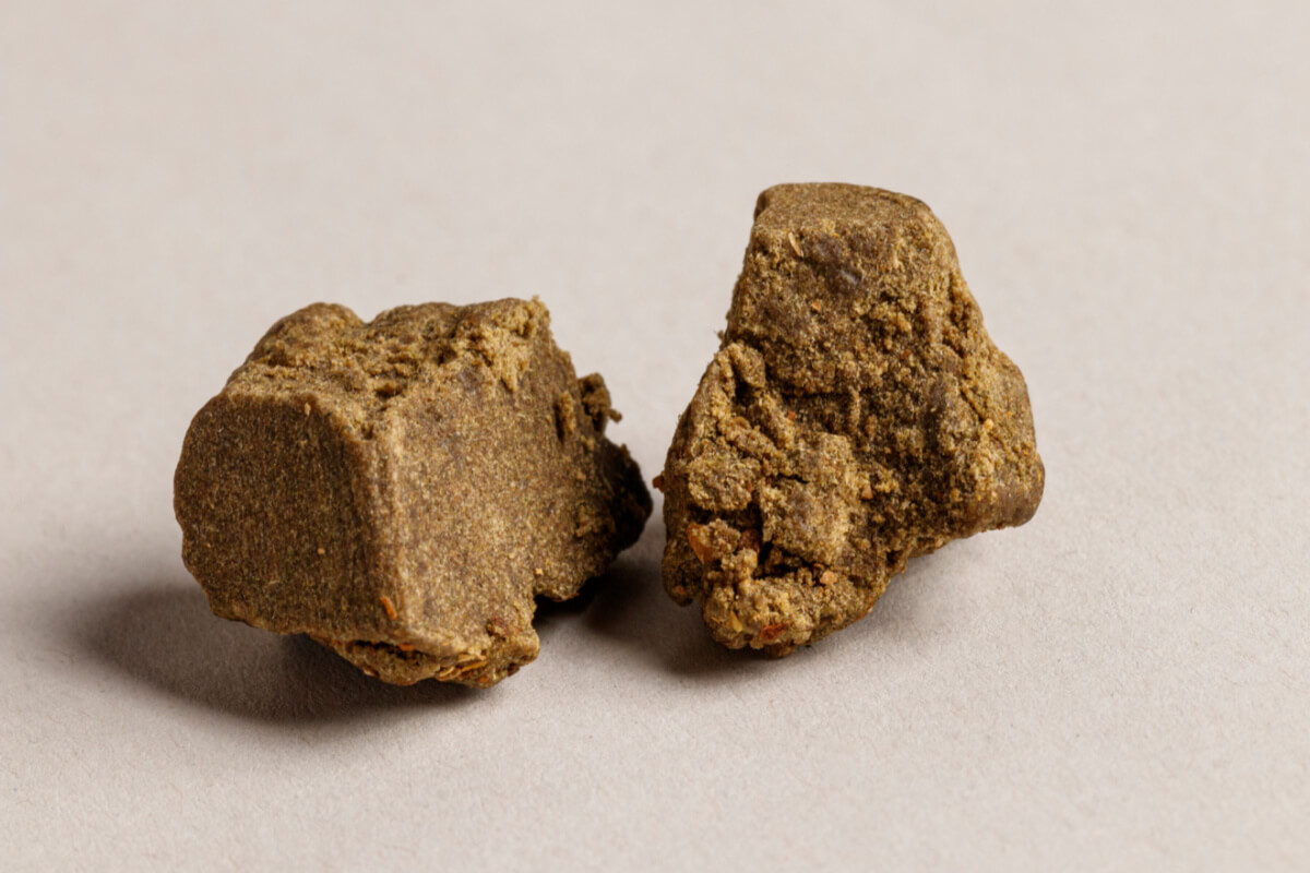 tannish brown hash on a whiteish background