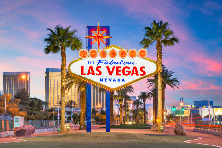 The 10 BEST Things to Do in Las Vegas (TOP activities!)