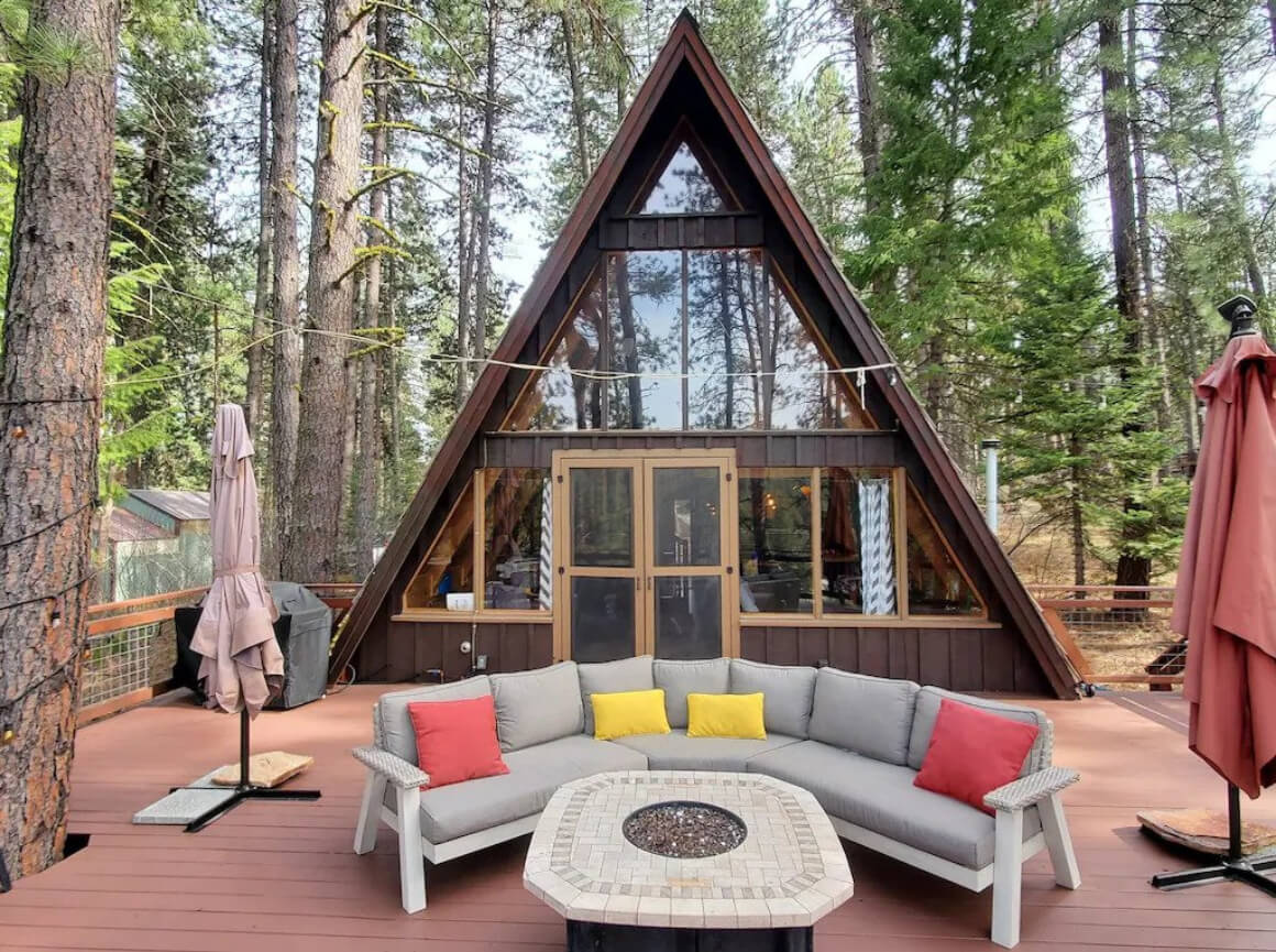 1960s A-Frame Cabin in the Mountains
