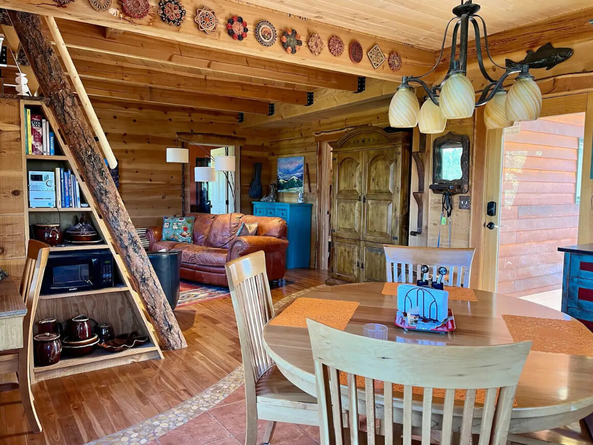 Affordable Cabin w/ Desert Views