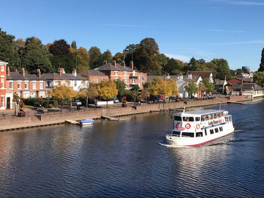 Cruise the River Dee