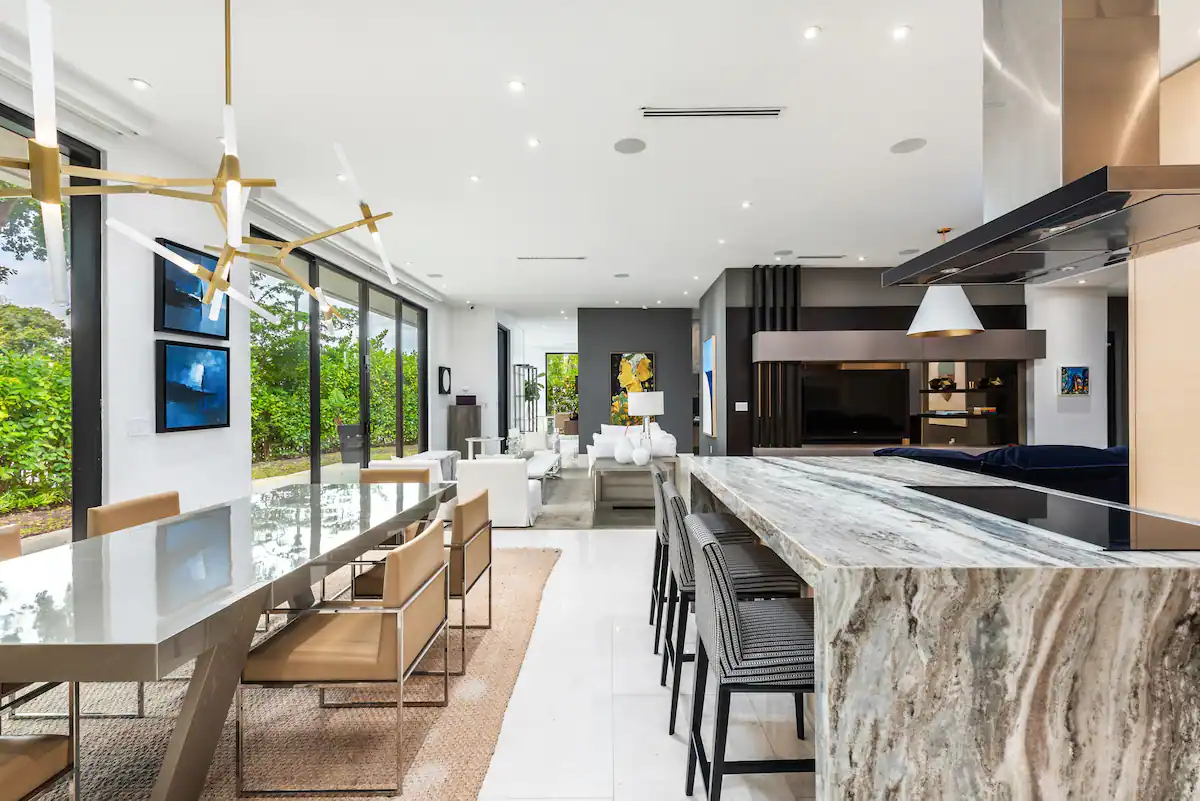 Insane Bayfront Villa