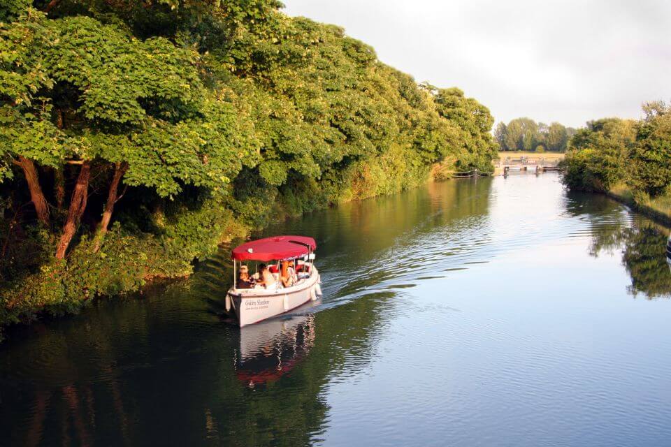 TTD Oxford Cruise Along the University Regatta Course GYG