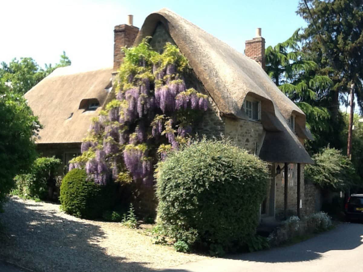 Stay in A Traditional Country Cottage