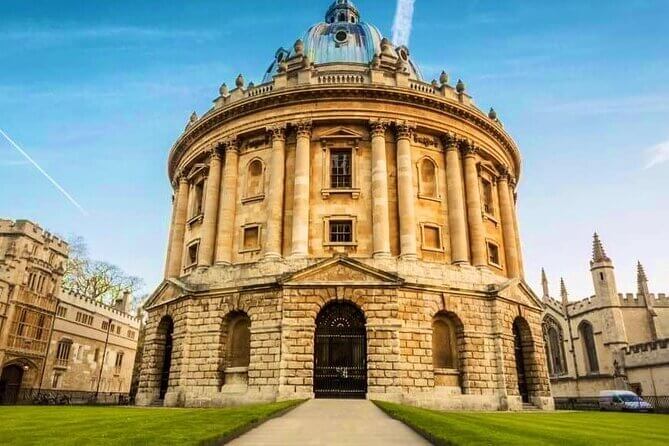 Walk the hallowed halls of Oxford University