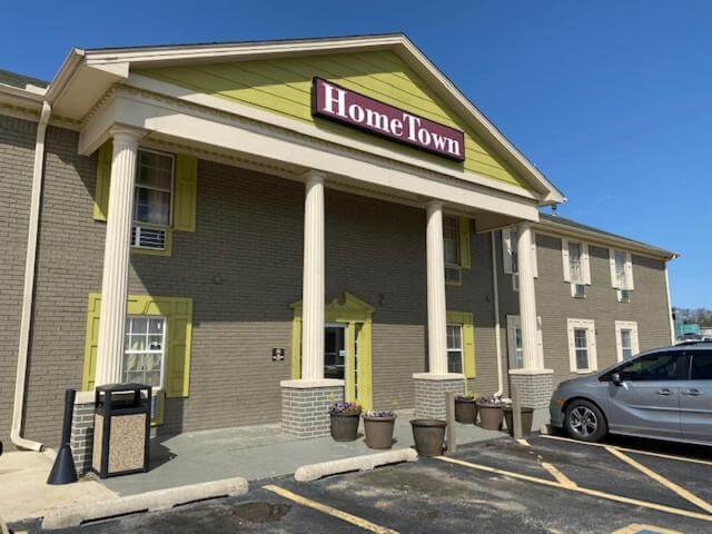 Hometown Inn & Suites