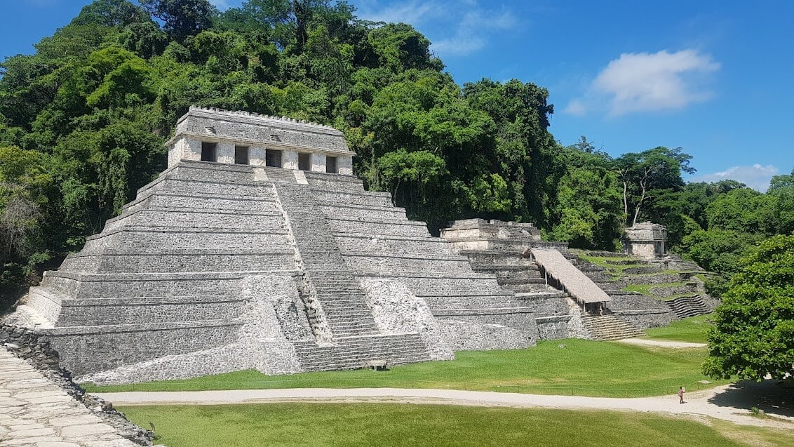 where to visit mexico safe