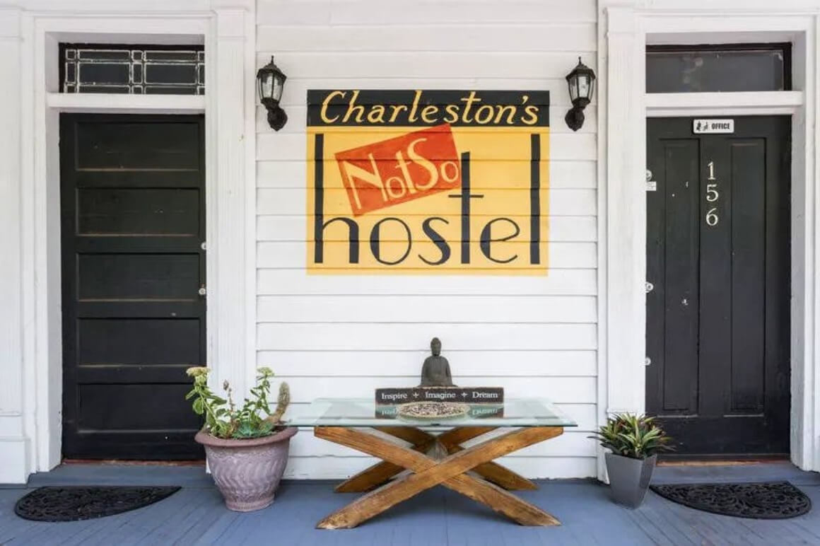 Charlestons NotSo Hostel