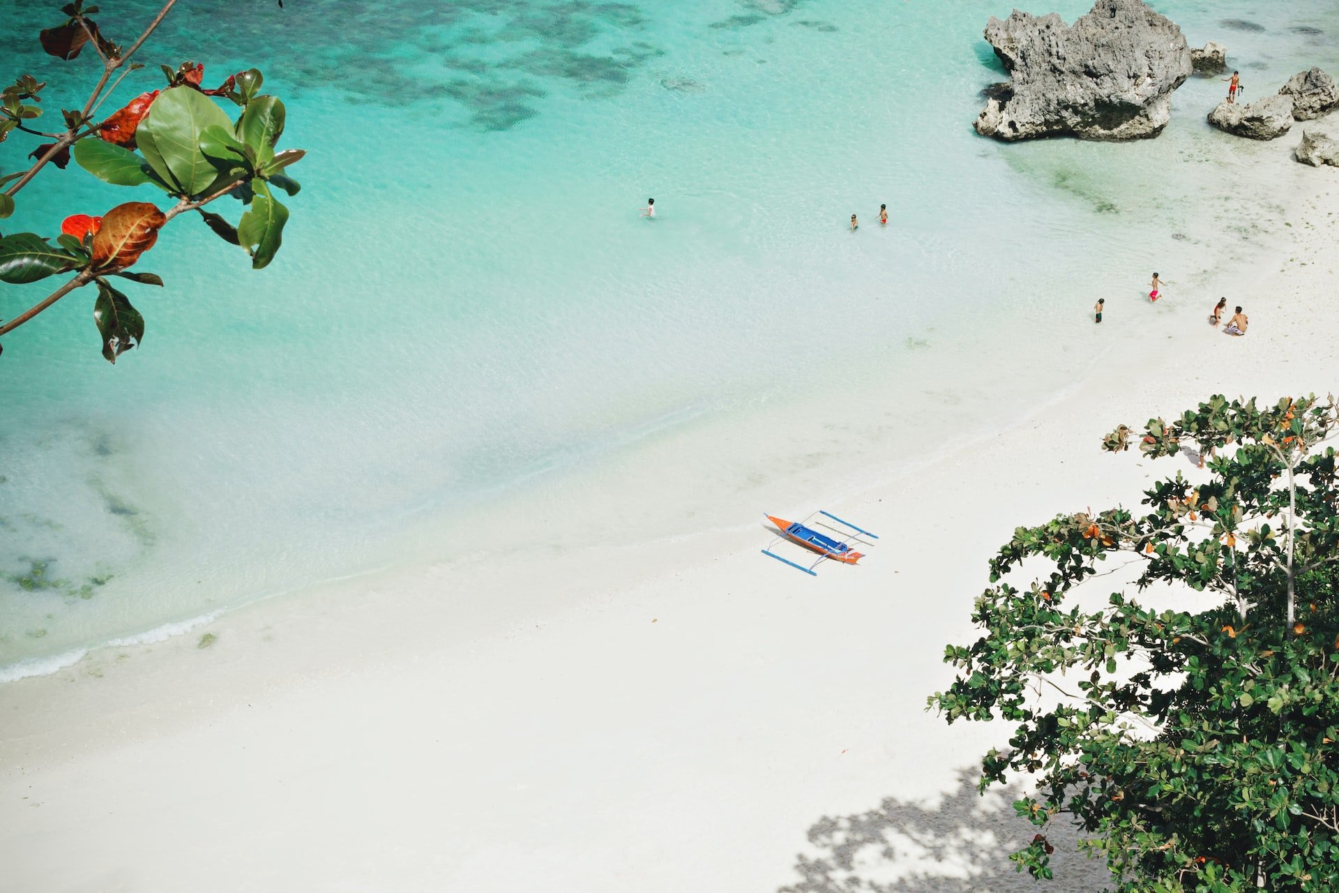 beach in boracay 