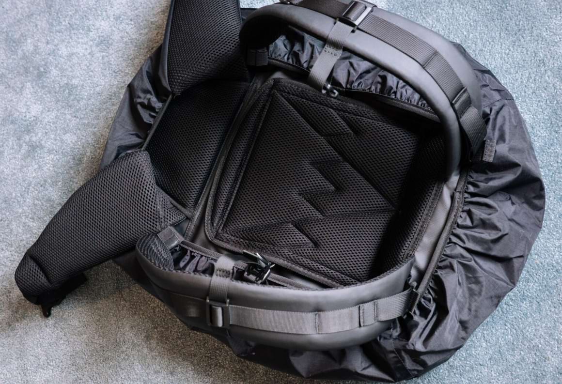 stubble and co adventure bag