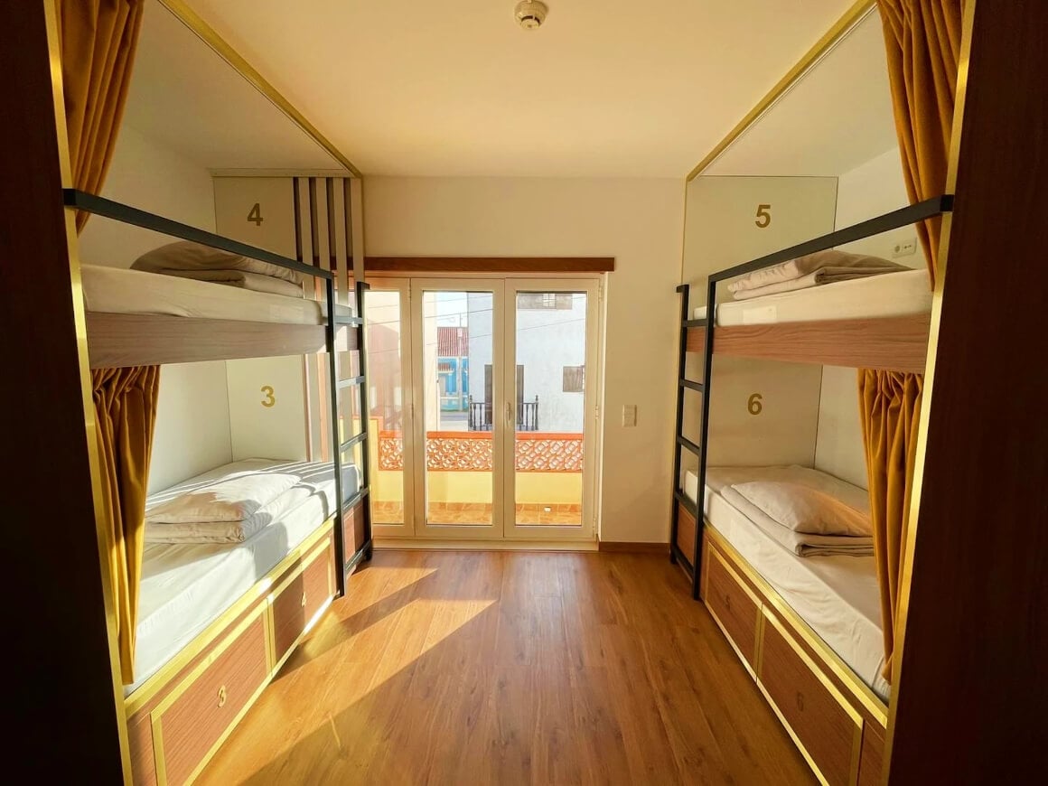 33 hostel solo traveller