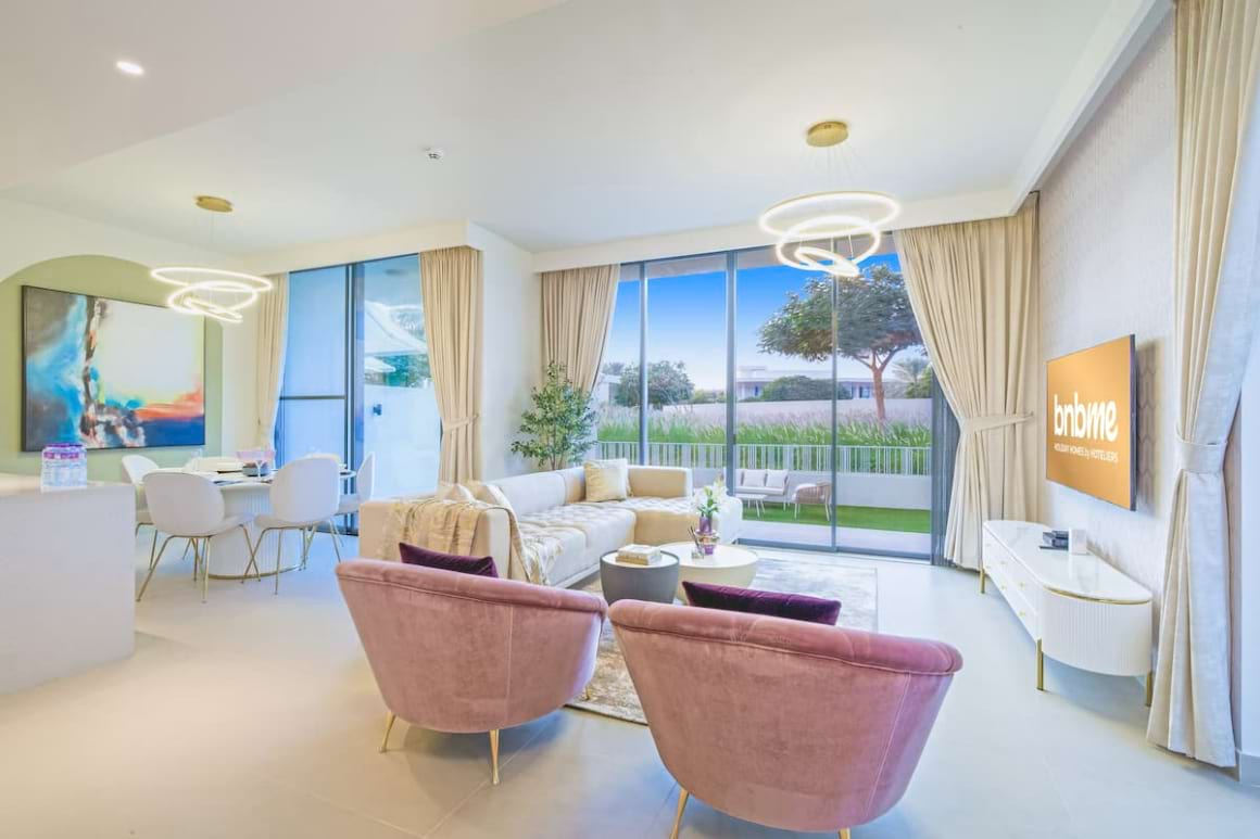 Designer Villa with Modern Interiors in Dubai Hills