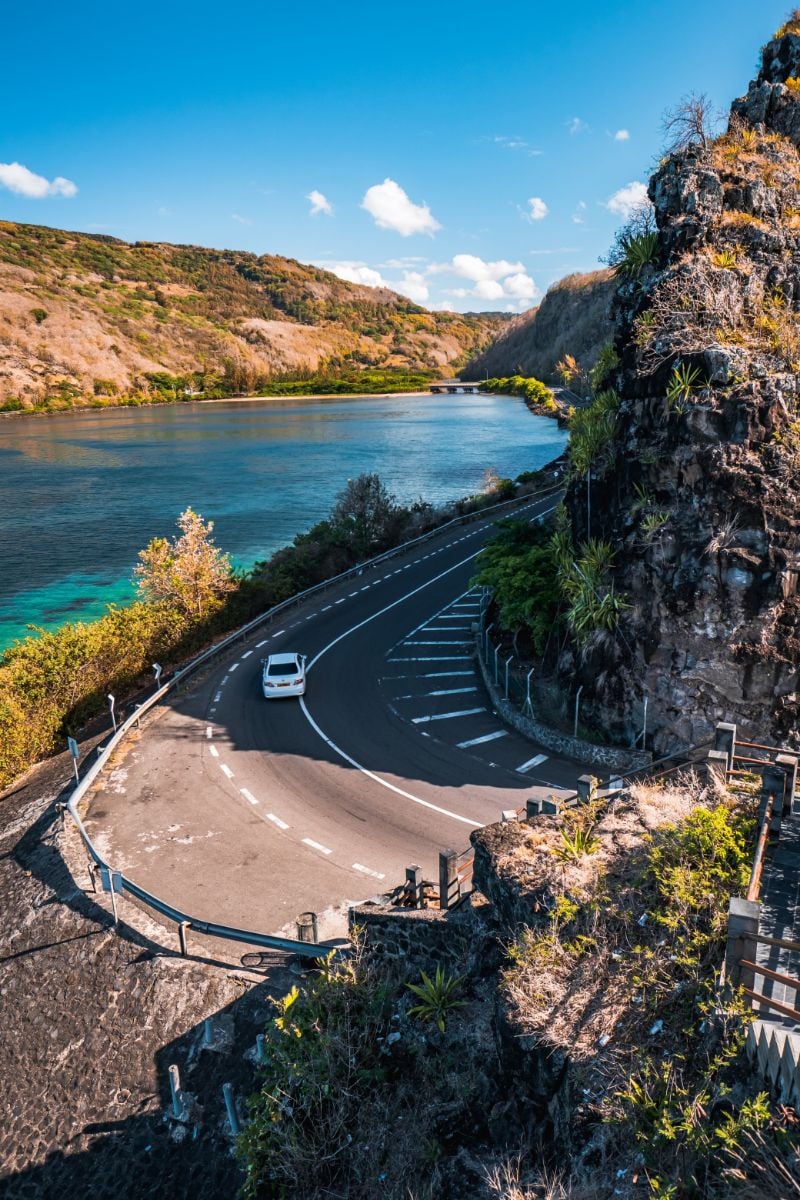 renting a car in mauritius