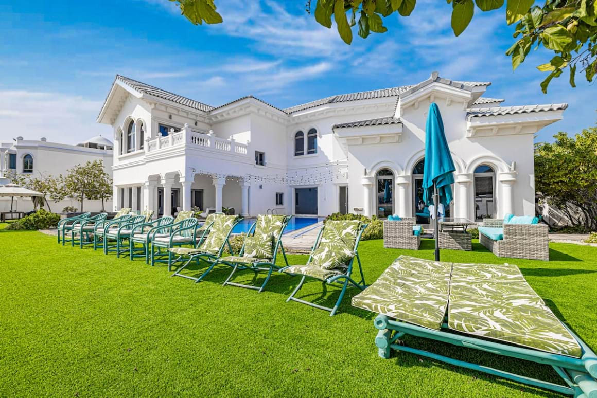 Opulent 7 Bed Villa in Palm Jumeira