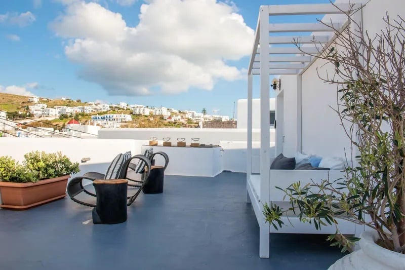 cheap places to stay in mykonos