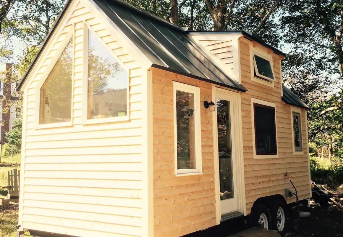 Rustic Manset Tiny House