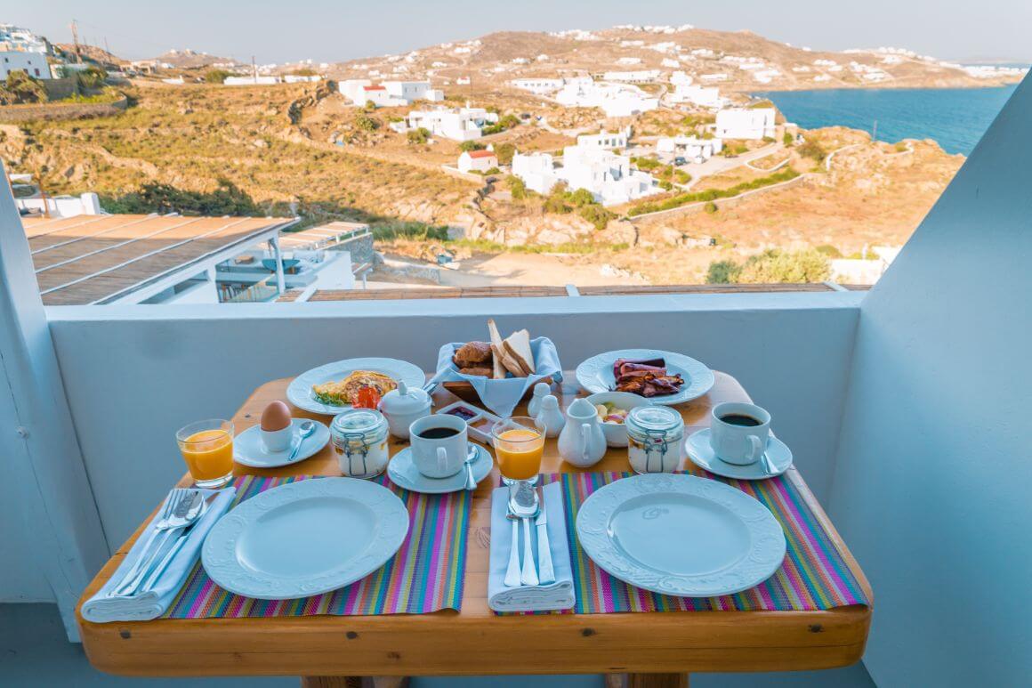 how much does food cost in Mykonos