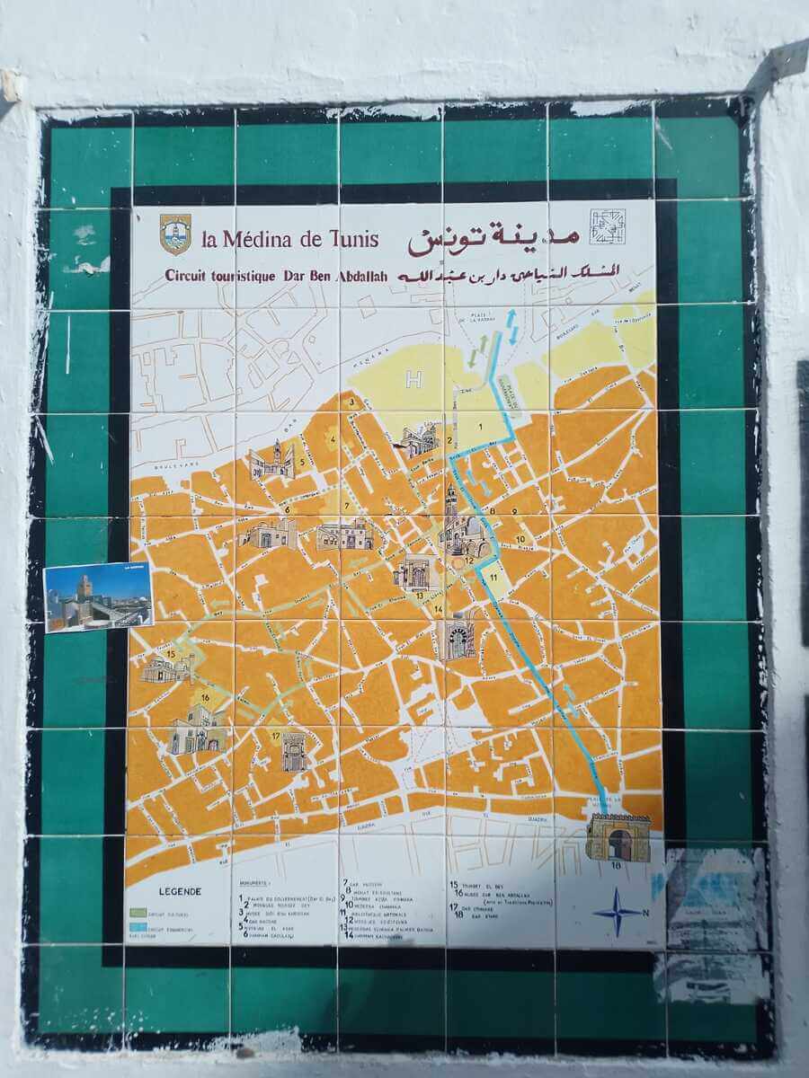 Detailed map of Tunis Medina affixed to the wall with faïence tiles