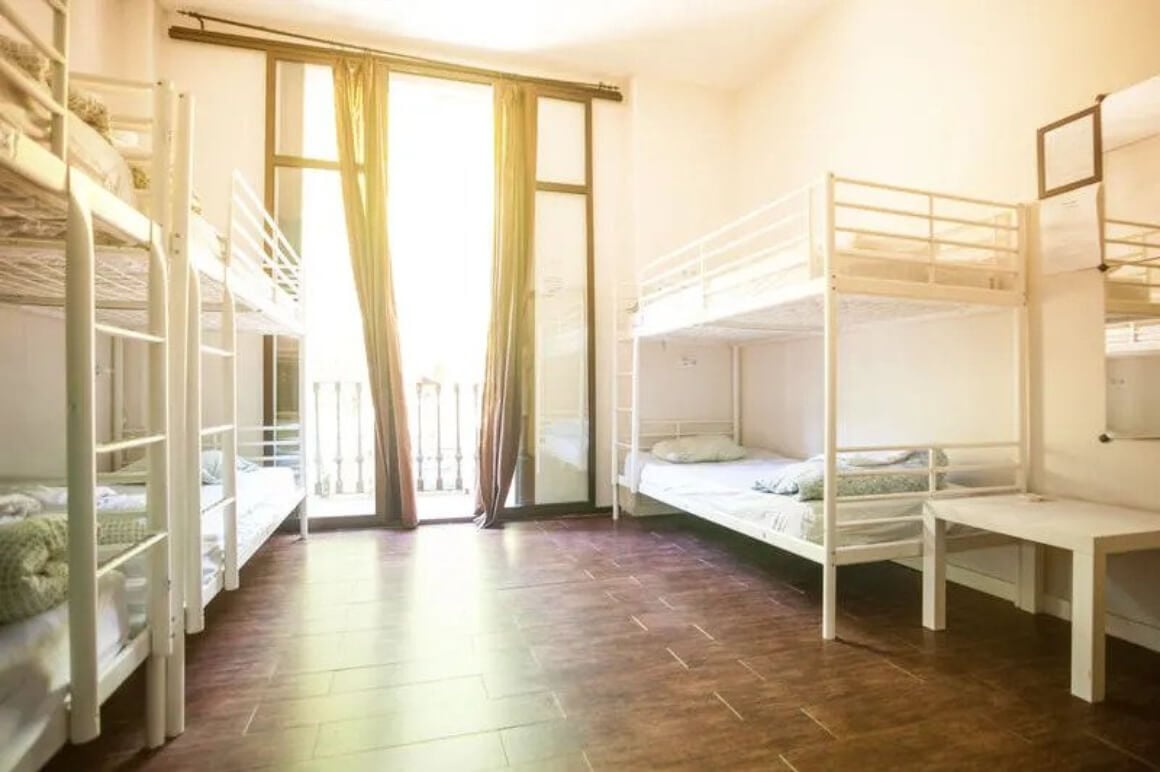 360 Hostel Centro has an abundance of natural light in the dorm rooms.
