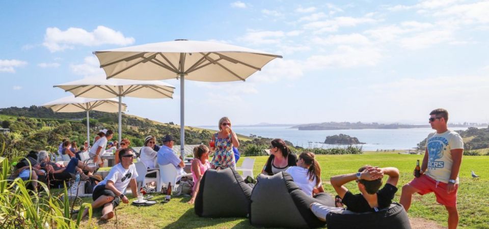 Auckland and Waiheke Island Wine Tour