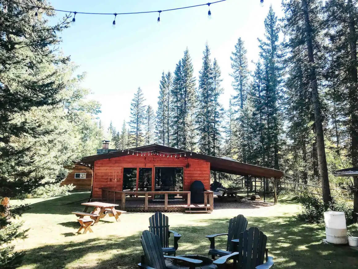 Riverside Bragg Creek Cabin