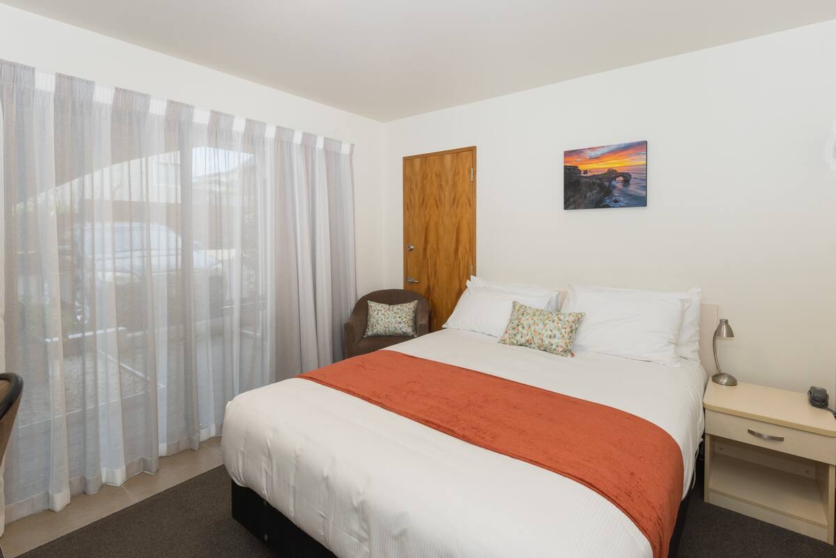 Compact Studio at Bella Vista Motel Dunedin