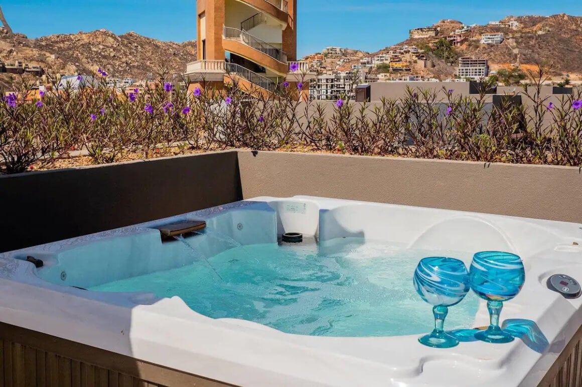 A private Hot Tub at Cabo Marina 