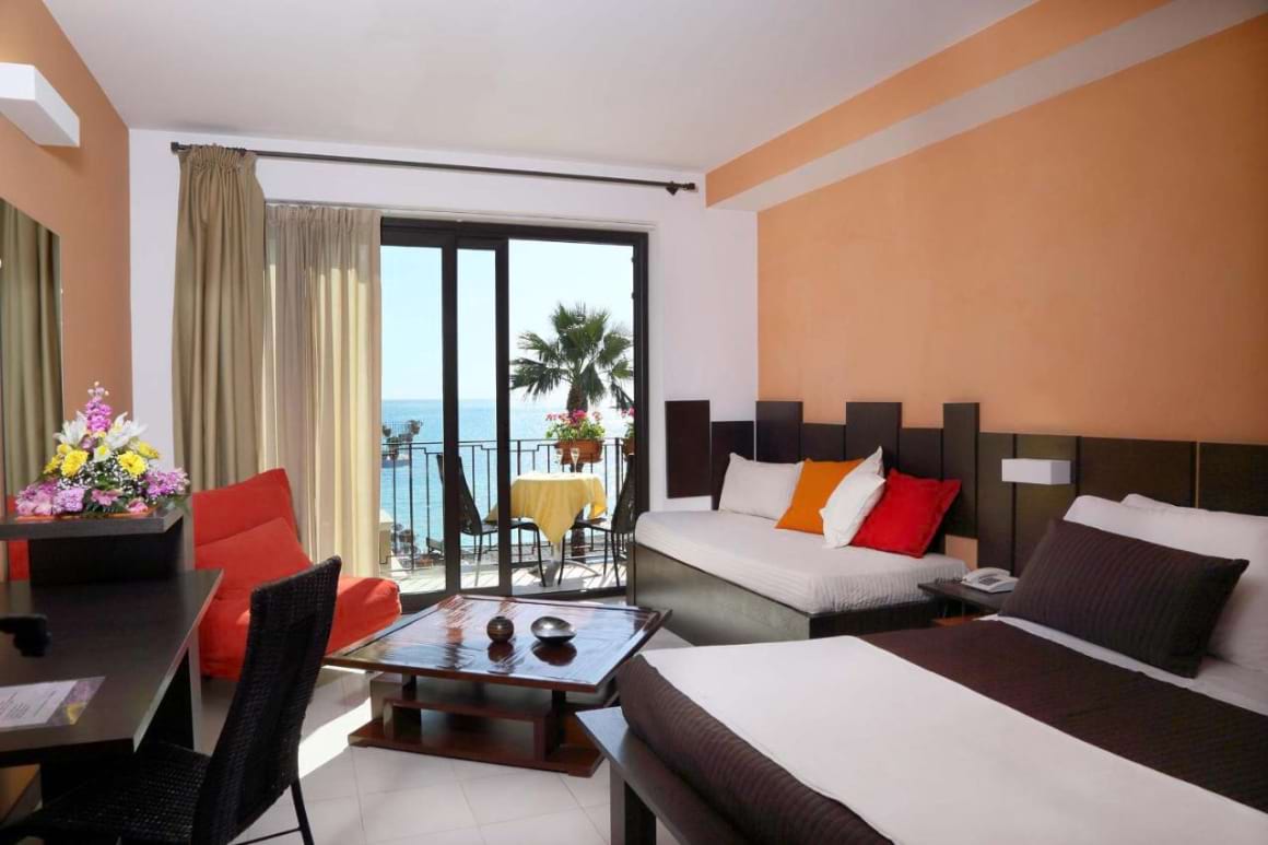 Queen room at Hotel San Giovanni in Giardini Naxos