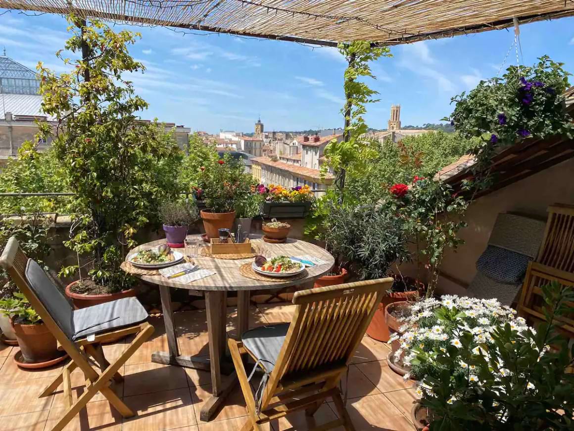 Loft with Gorgeous Views