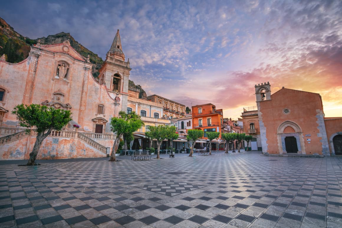 Piazza IX Aprile and San Giuseppe church