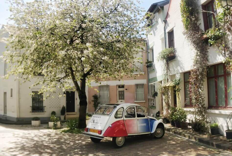 Paris 2-Hour Vintage 2CV Tour