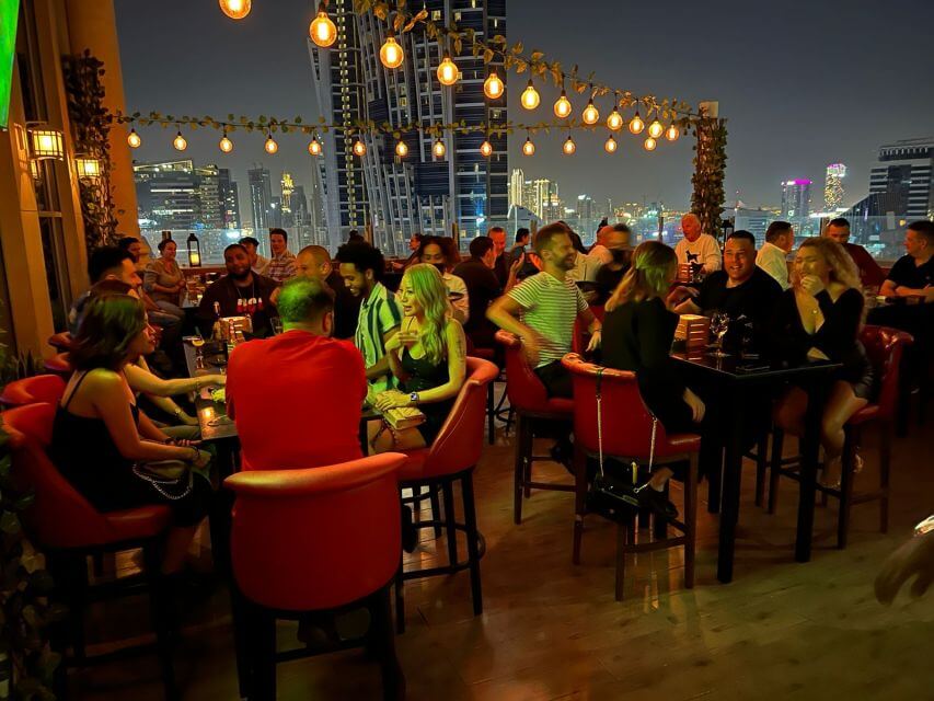 Dubai Pub Crawl Nightlife 