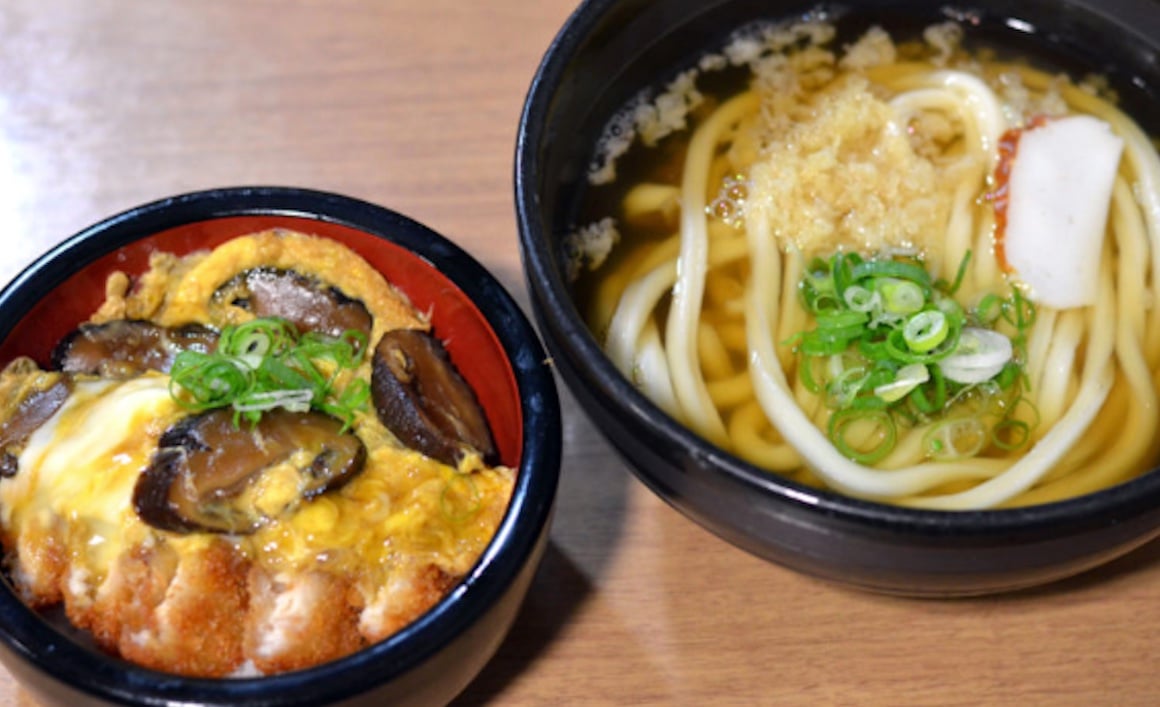 Piping hot bowl of udon noodles