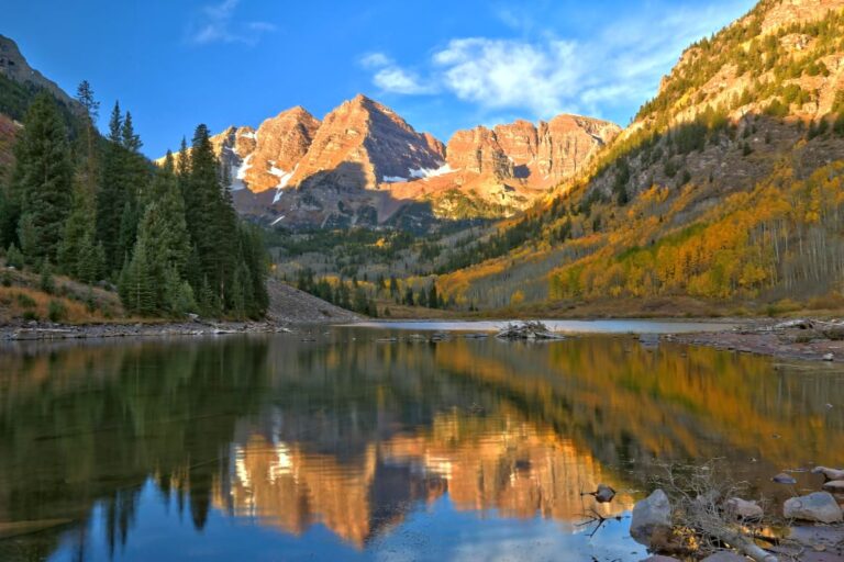 10 BEST Places to Travel in Fall - Autumn Travel Ideas