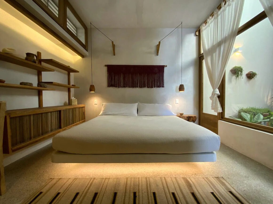 Queen room in an Airbnb in Puerto Escondido