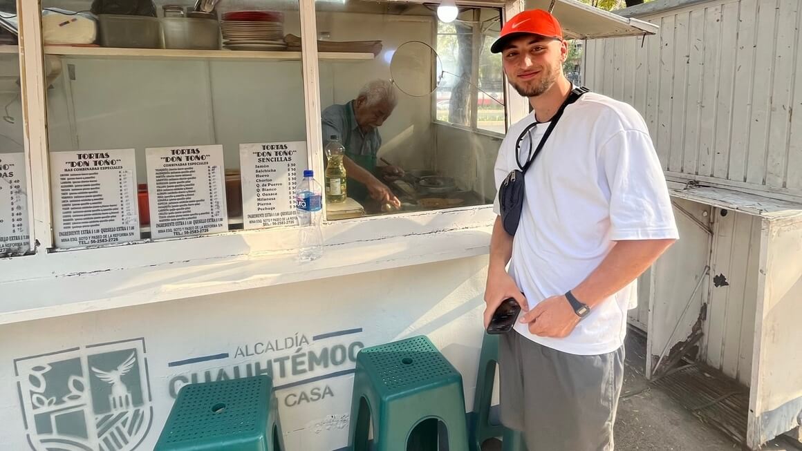 Joe getting a torta in Mexico City street food