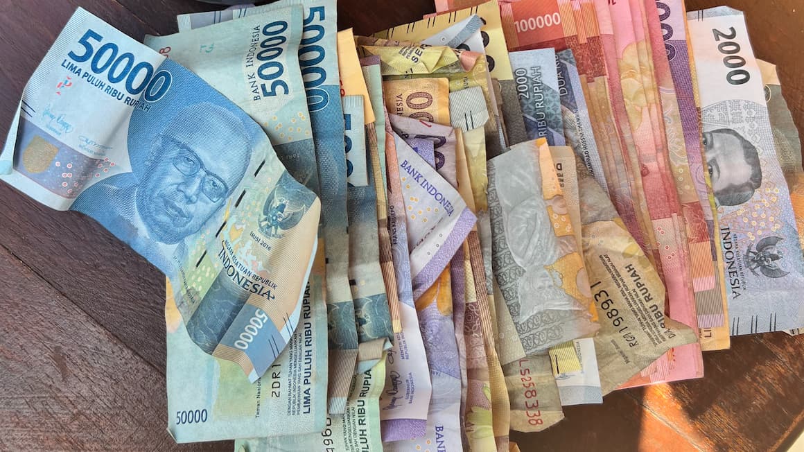 a large amount of Indonesian Rupiah in Bali