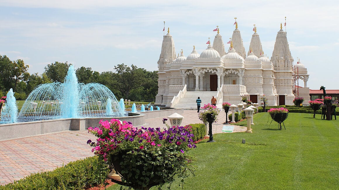 BAPS Shri Swaminarayan Mandir 