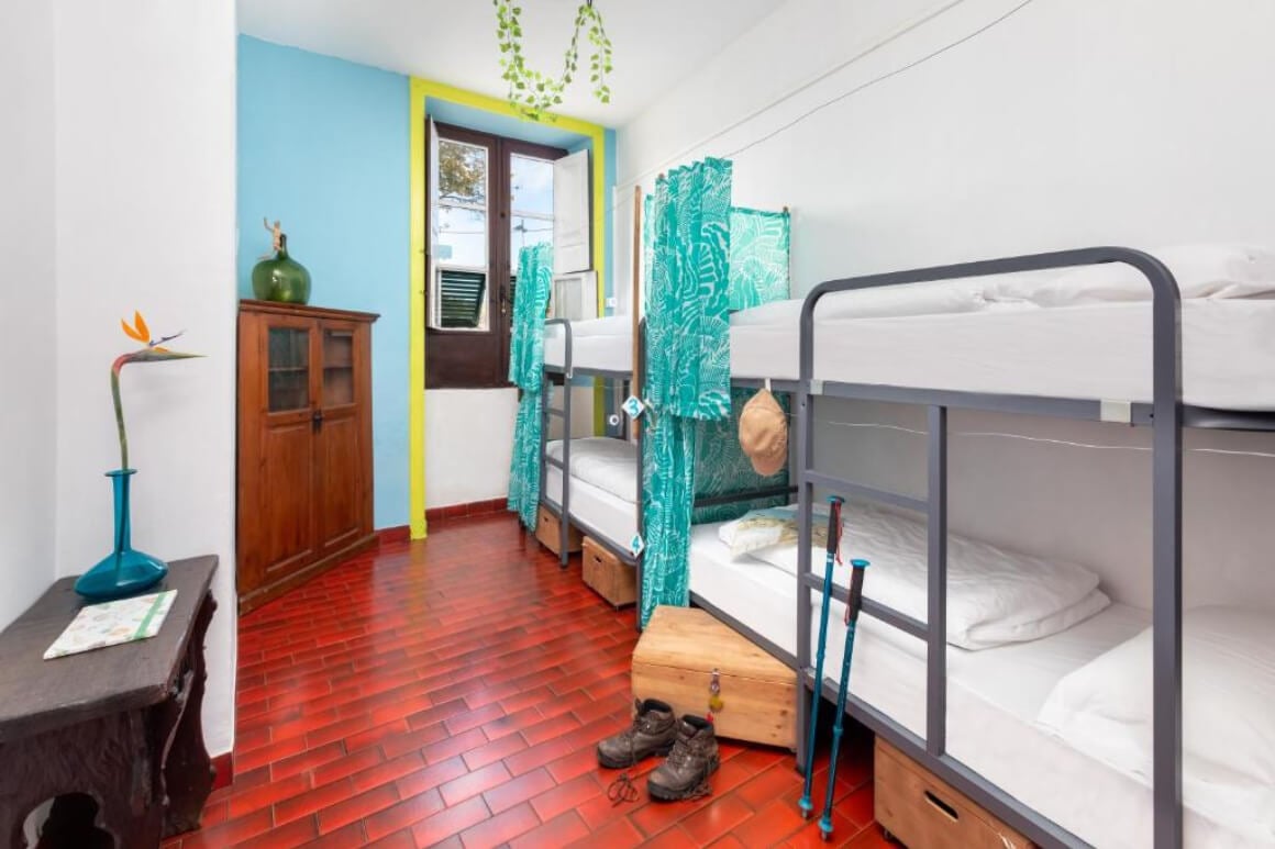 Patio Hostel four-bed dorm room.