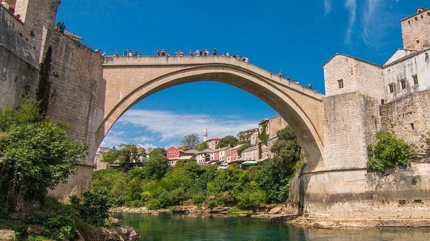 mostar bosnia backpacking the balkans