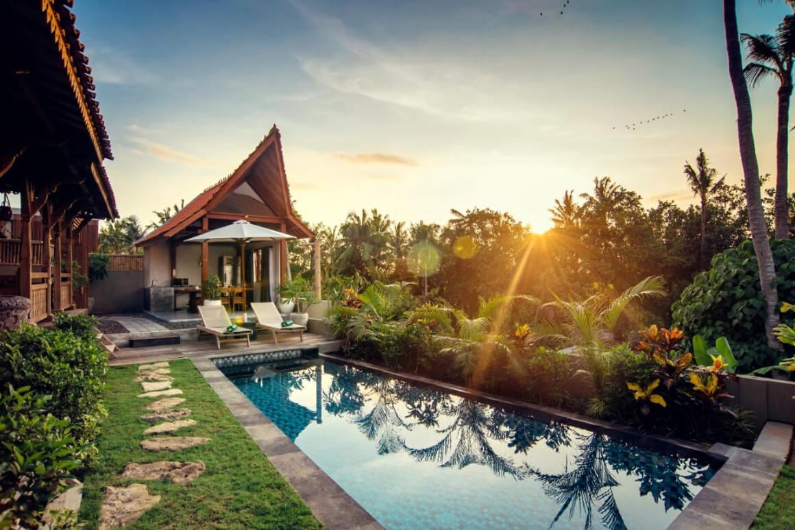 Traditional One-Bed Balinese Villa with Terrace