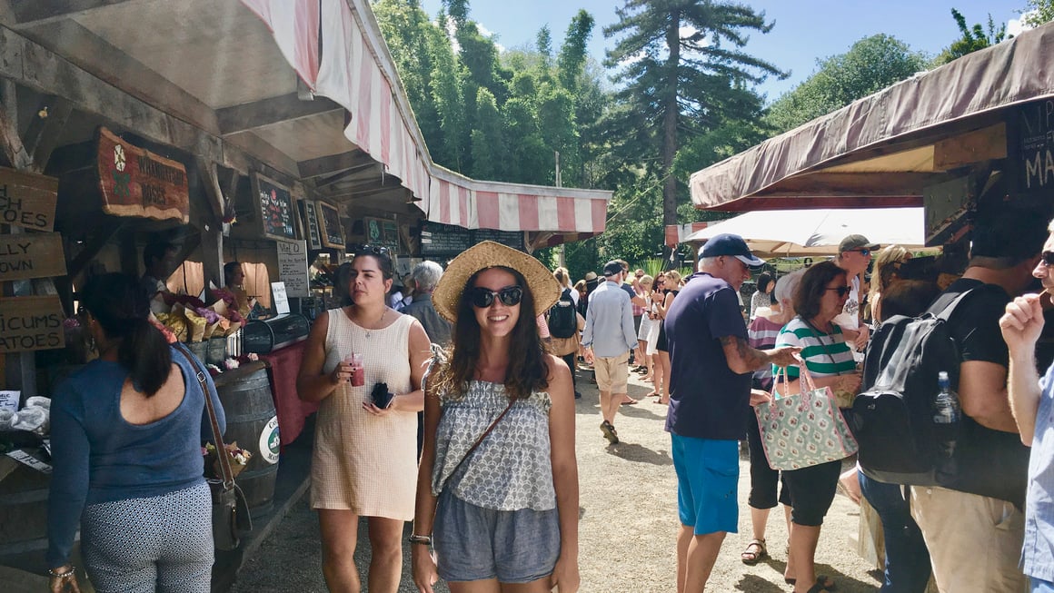 danielle at a farmers market