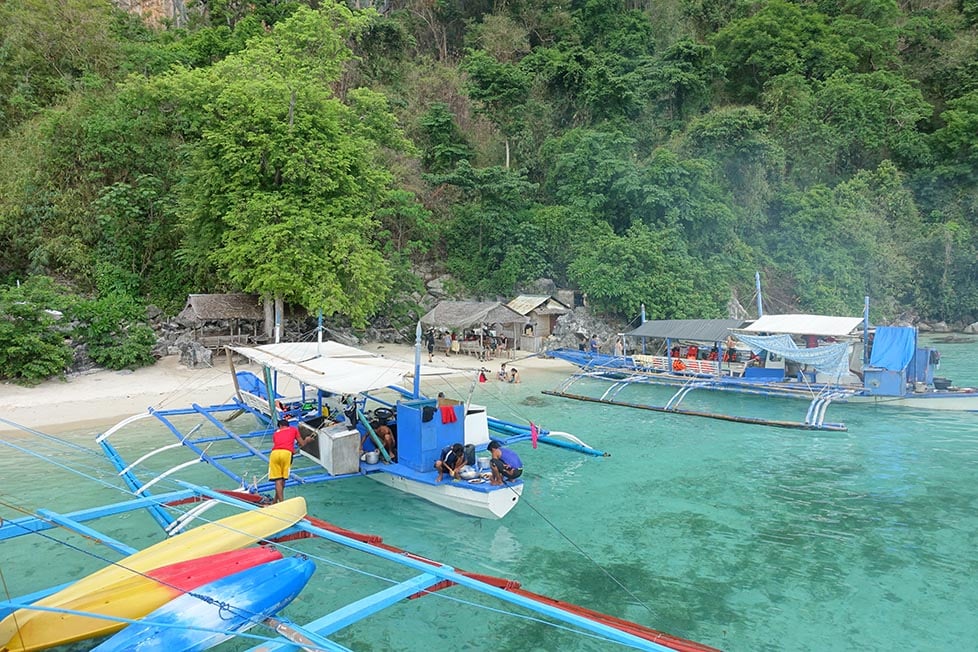 tour guide script in coron palawan