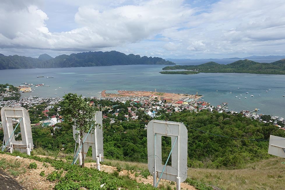 tour guide script in coron palawan