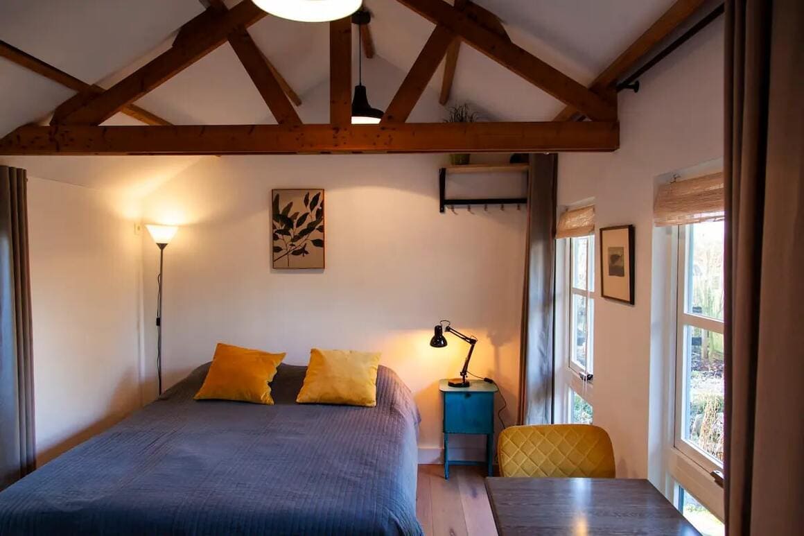 Charming Cabin Near Amsterdam
