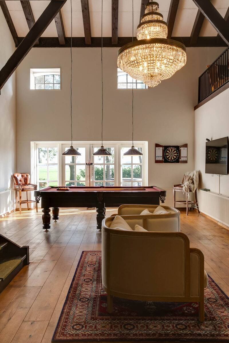 Unique Bellingwolde Mansion