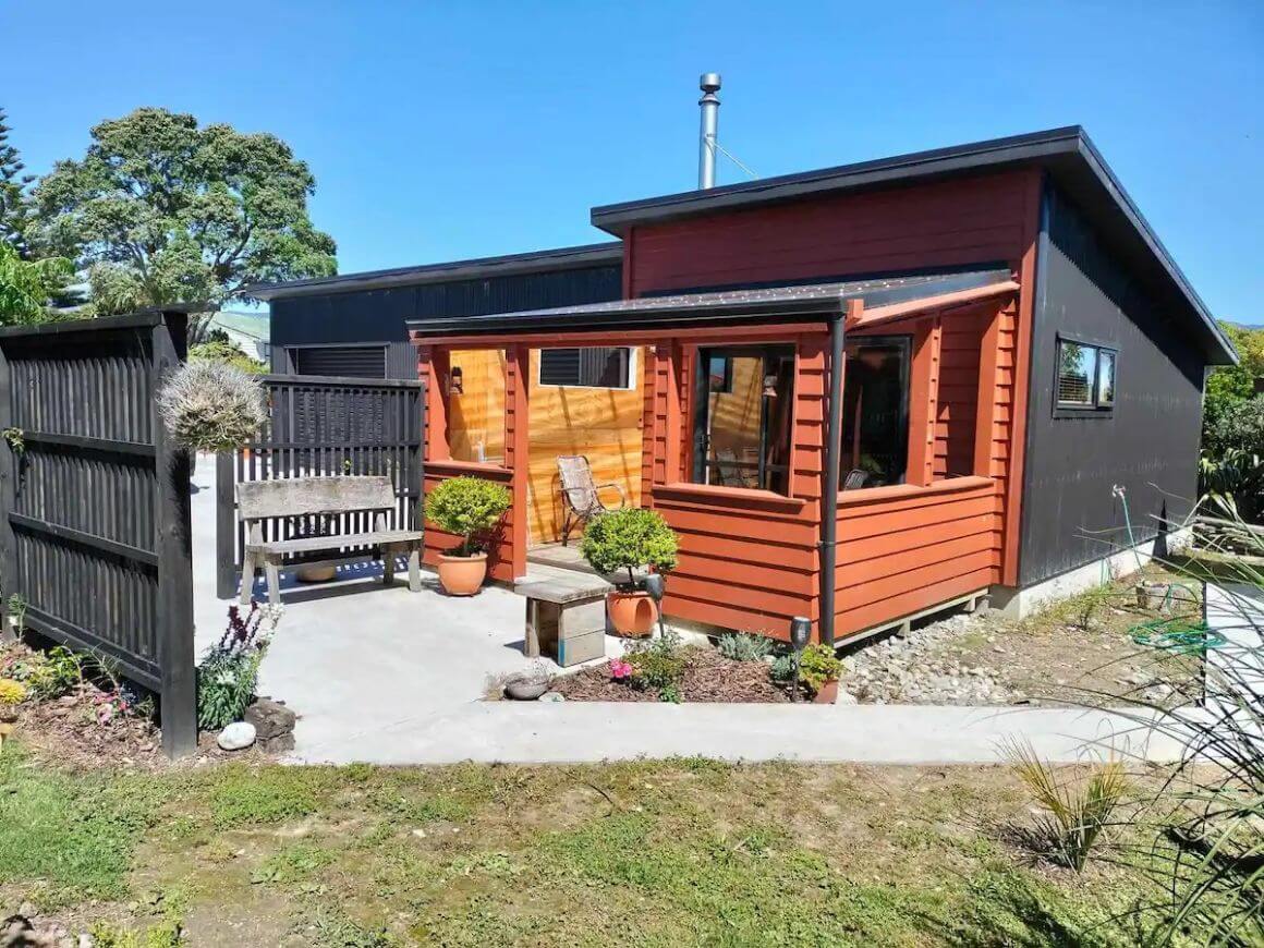 Kawatiri Cabin with Breakfast Included